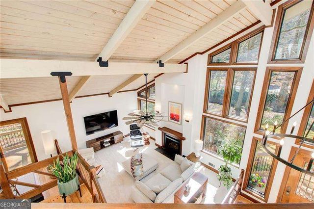 6350 River Chase Circle, Atlanta, GA 30328