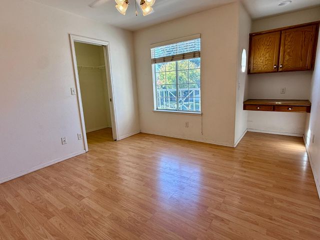 1940 Lawrence Avenue, Clovis, CA 93611