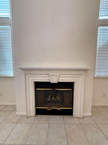 1940 Lawrence Avenue, Clovis, CA 93611