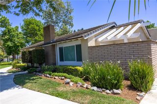 1907 W Wakeham Place, Santa Ana, CA 92704