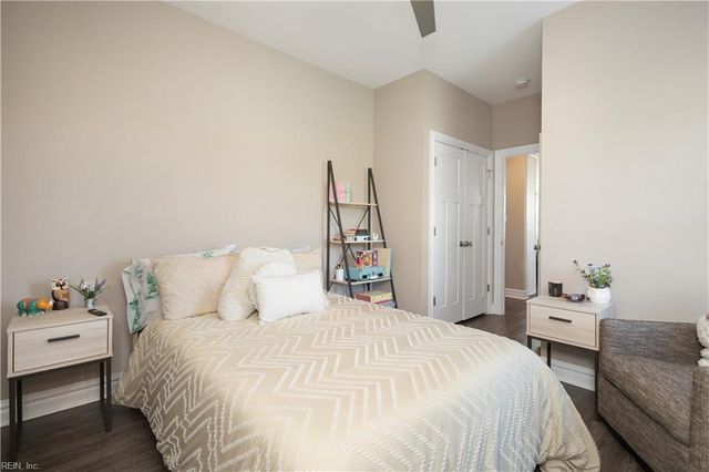 104 Foxglove DR, Moyock, NC 27958