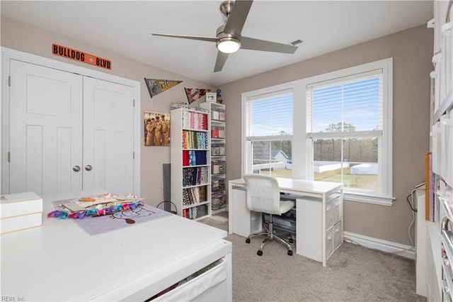 104 Foxglove DR, Moyock, NC 27958