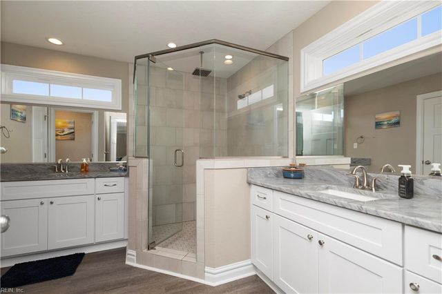 104 Foxglove DR, Moyock, NC 27958