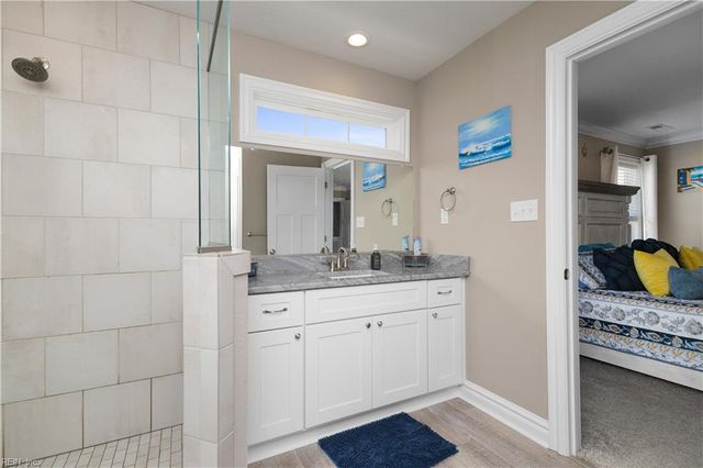 104 Foxglove DR, Moyock, NC 27958