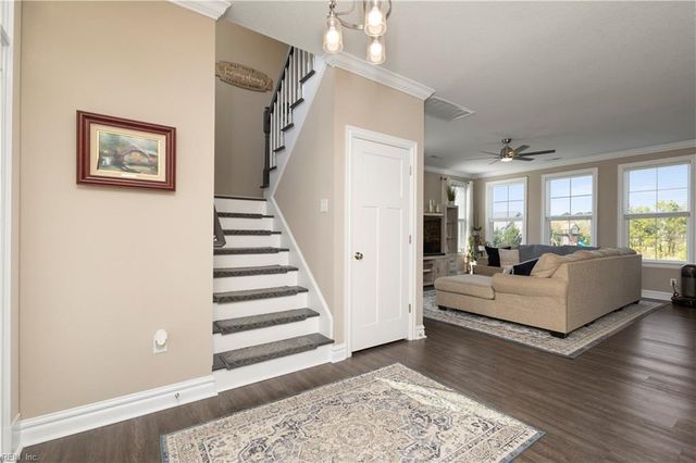 104 Foxglove DR, Moyock, NC 27958