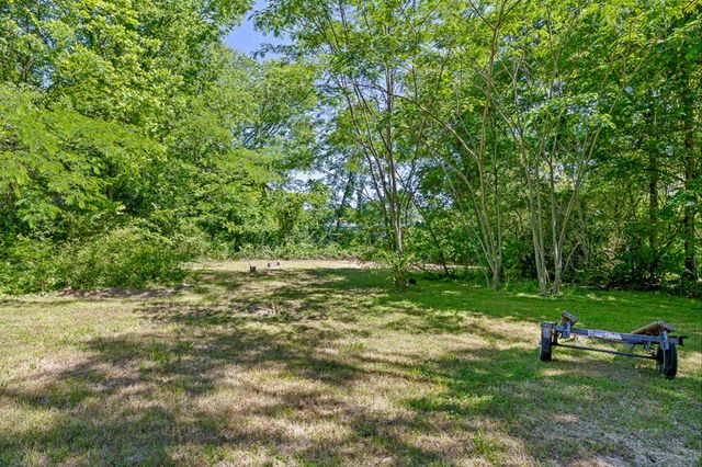 591 W Cloud Springs Road, Rossville, GA 30741