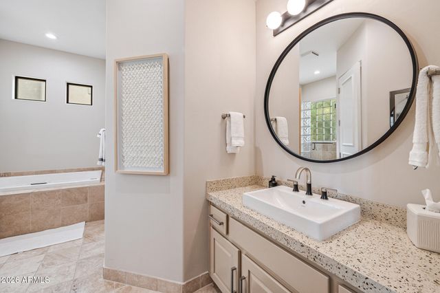 10949 E DALE Lane, Scottsdale, AZ 85262