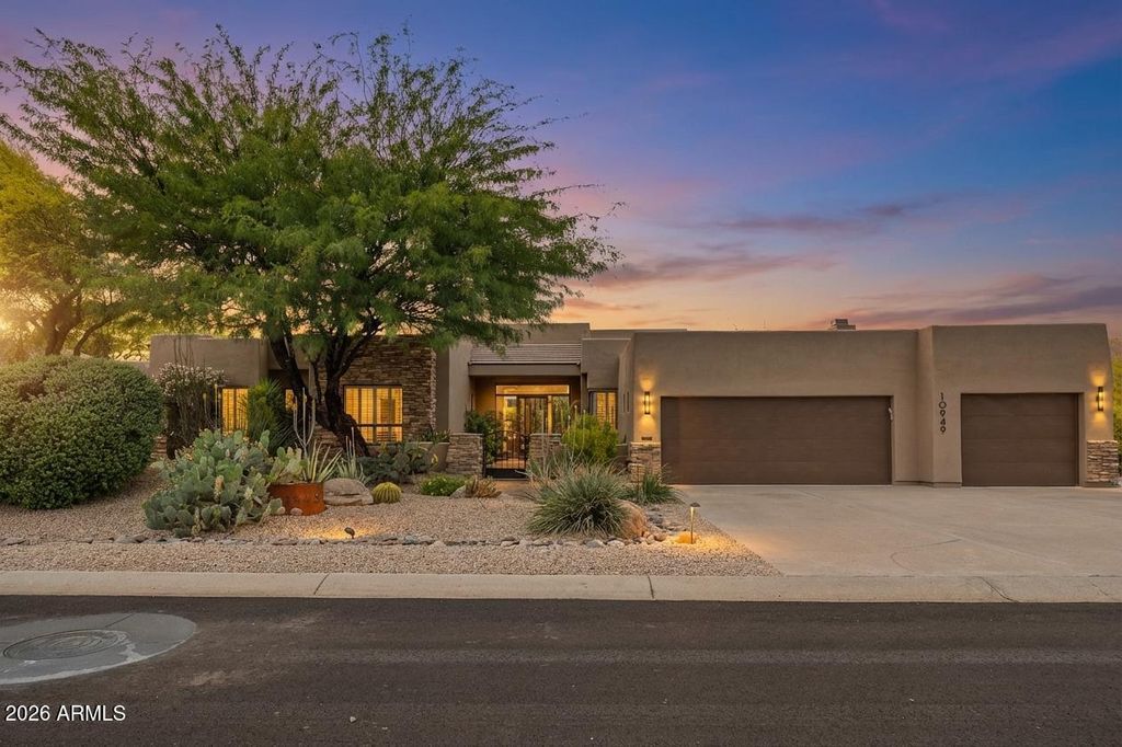 10949 E DALE Lane, Scottsdale, AZ 85262 — exterior