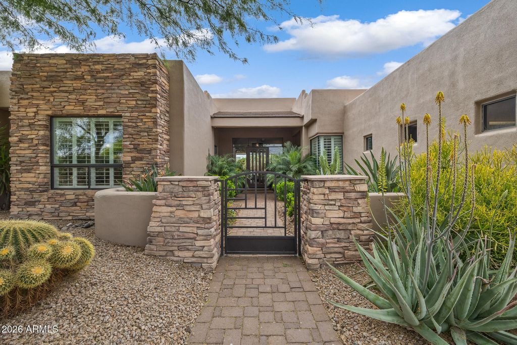 10949 E DALE Lane, Scottsdale, AZ 85262 — photo 3