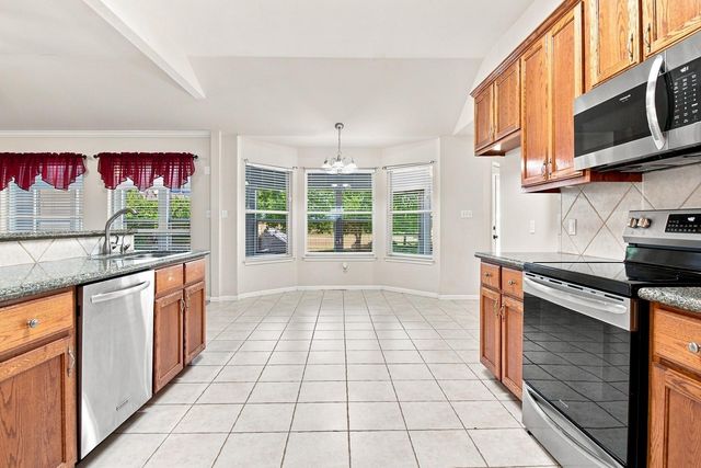 215 Courtnees WAY, Georgetown, TX 78626