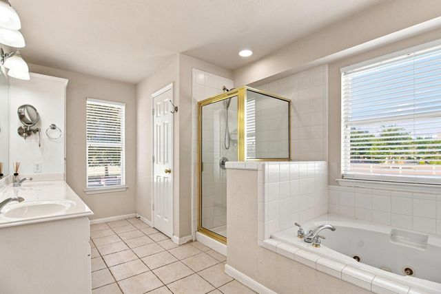 215 Courtnees WAY, Georgetown, TX 78626