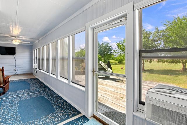 215 Courtnees WAY, Georgetown, TX 78626