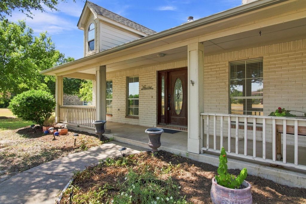 215 Courtnees WAY, Georgetown, TX 78626