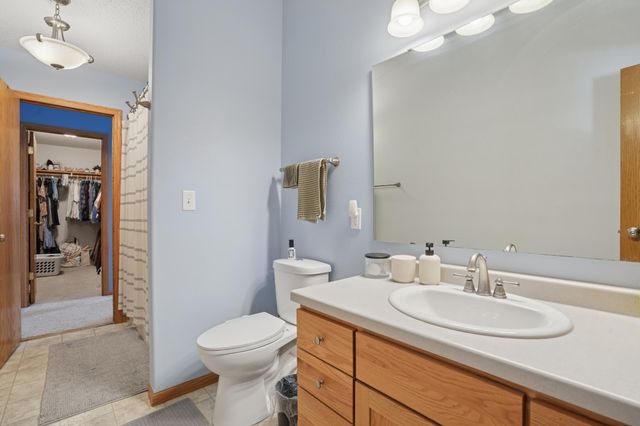 4778 53rd Street S, Fargo, ND 58104