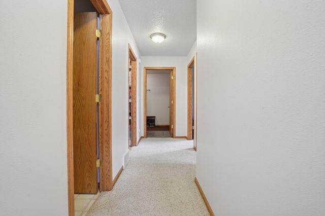 4778 53rd Street S, Fargo, ND 58104