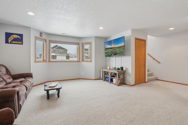 4778 53rd Street S, Fargo, ND 58104