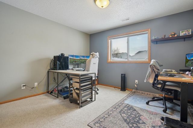 4778 53rd Street S, Fargo, ND 58104