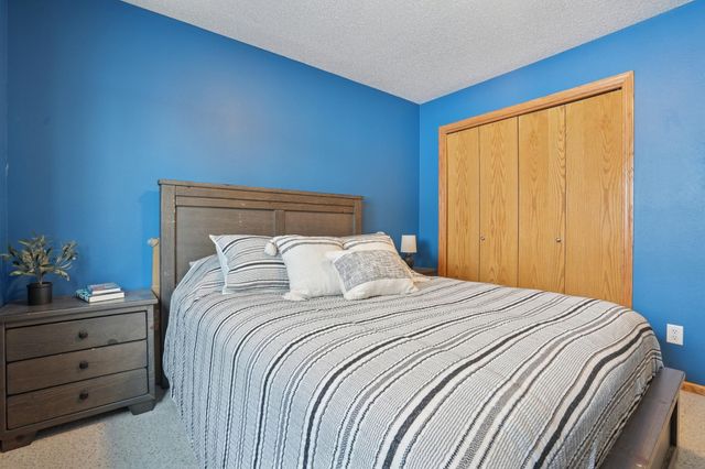 4778 53rd Street S, Fargo, ND 58104