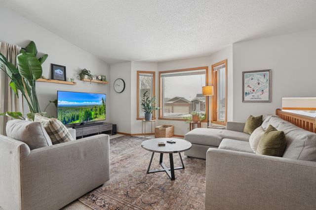 4778 53rd Street S, Fargo, ND 58104