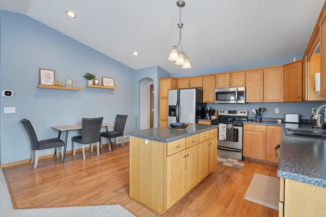 4778 53rd Street S, Fargo, ND 58104