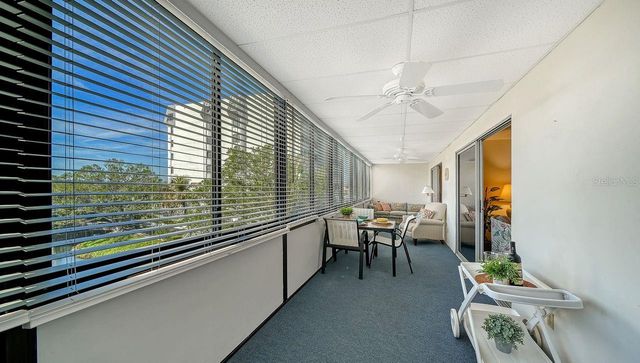 1125 W PEPPERTREE DRIVE 302, Sarasota, FL 34242