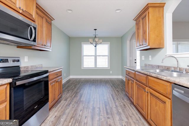 212 Haven Way, Perry, GA 31069