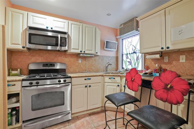 342 93rd Street, Brooklyn, NY 11209