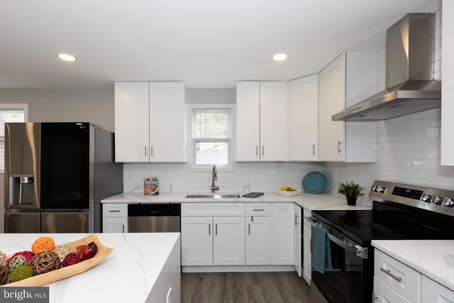 9520 48TH AVE, College Park, MD 20740