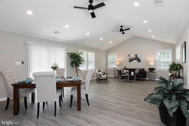 9520 48TH AVE, College Park, MD 20740