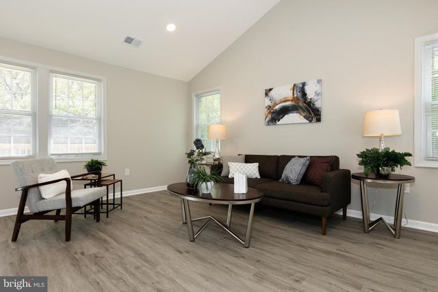 9520 48TH AVE, College Park, MD 20740