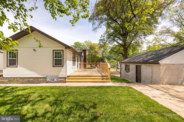 9520 48TH AVE, College Park, MD 20740