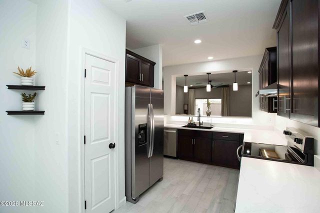 16570 S Paseo Badajo, Sahuarita, AZ 85629