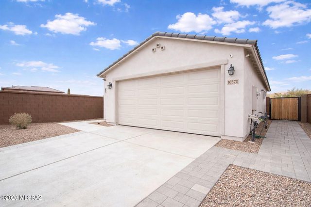 16570 S Paseo Badajo, Sahuarita, AZ 85629