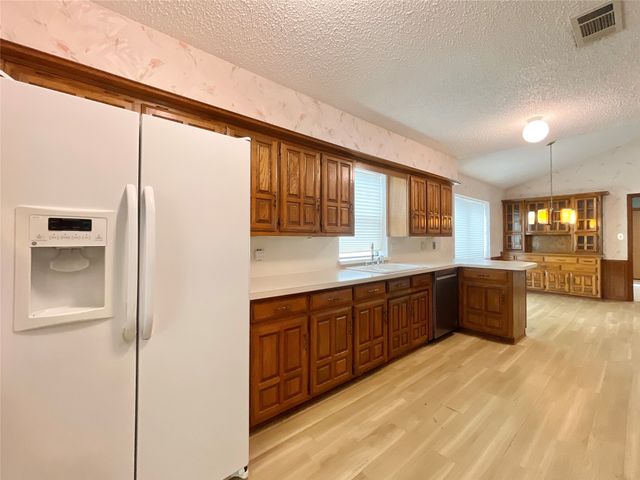 9931 Chimney Hill Lane, Dallas, TX 75243