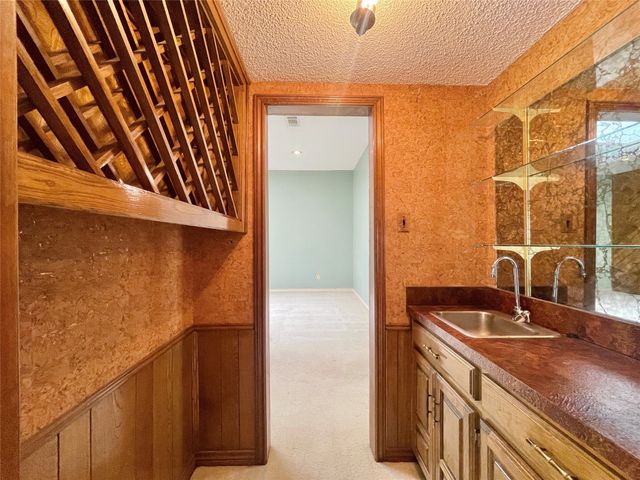 9931 Chimney Hill Lane, Dallas, TX 75243