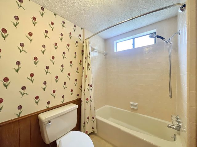 9931 Chimney Hill Lane, Dallas, TX 75243