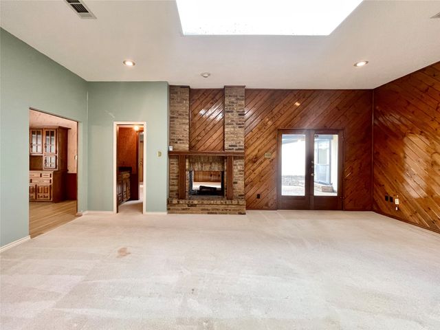 9931 Chimney Hill Lane, Dallas, TX 75243