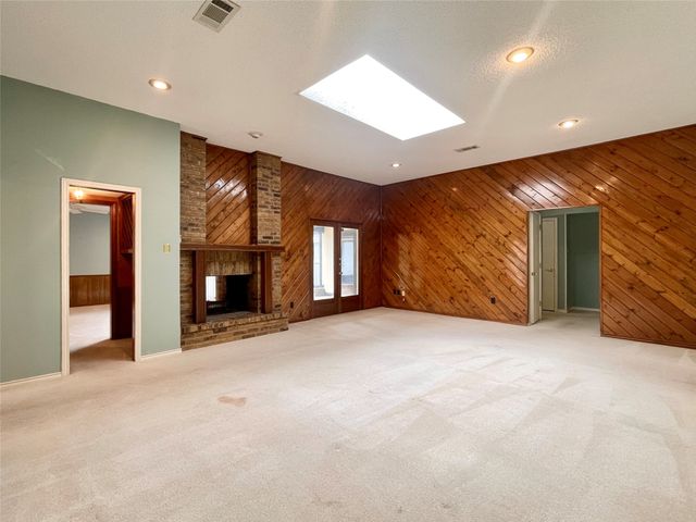 9931 Chimney Hill Lane, Dallas, TX 75243
