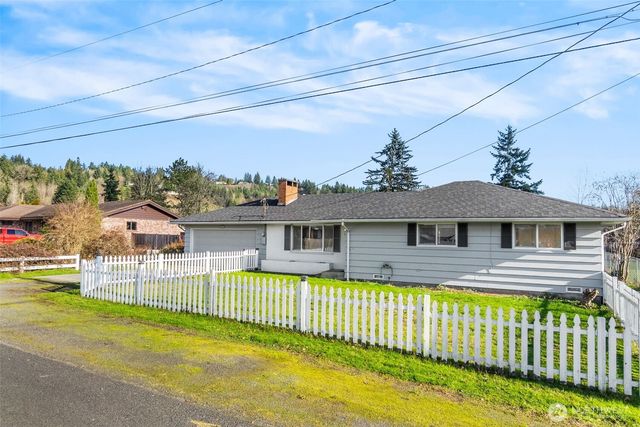 602 SW 19th Street, Chehalis, WA 98532