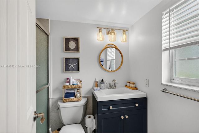 5681 SW 2nd Ct 117, Margate, FL 33068