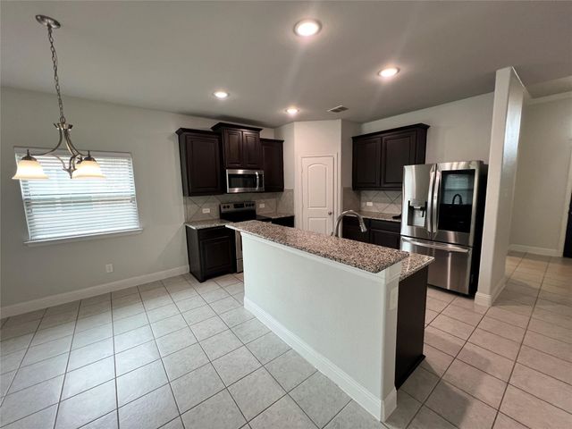 688 Navasota Drive, Crandall, TX 75114