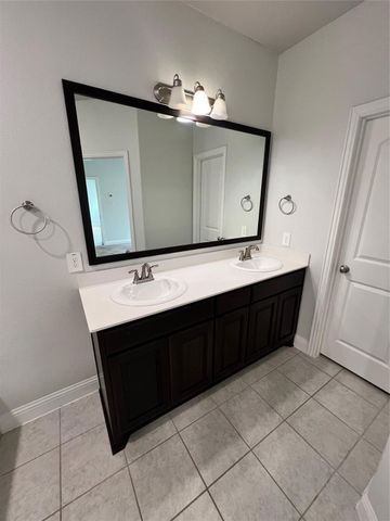 688 Navasota Drive, Crandall, TX 75114