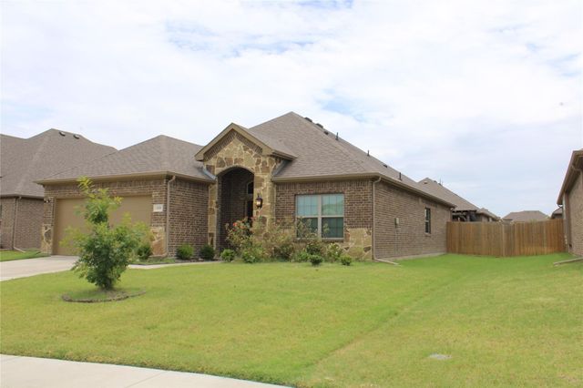 688 Navasota Drive, Crandall, TX 75114