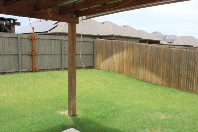 688 Navasota Drive, Crandall, TX 75114