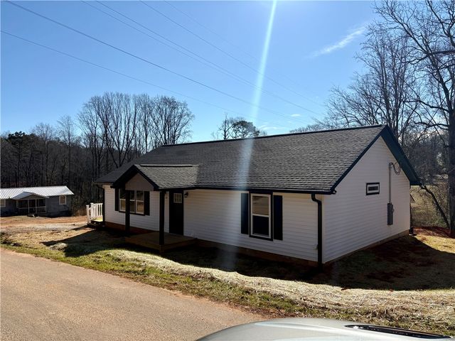 110 Ware Street, Seneca, SC 29678
