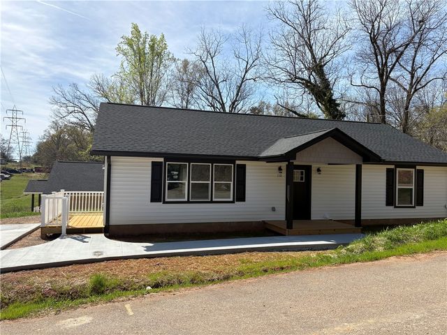 110 Ware Street, Seneca, SC 29678