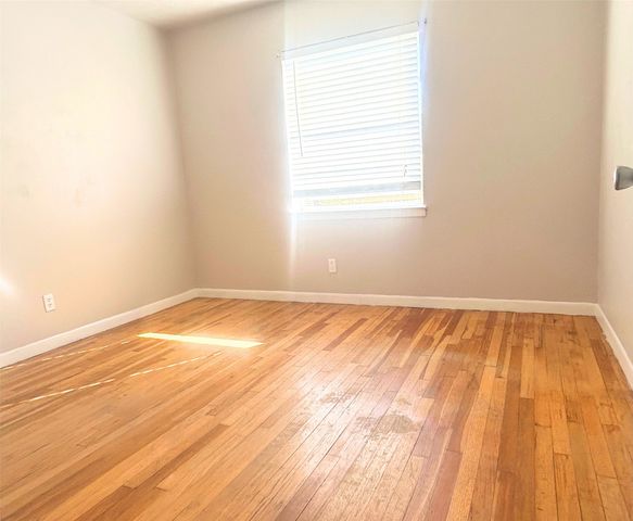 2609 Washington Street, Commerce, TX 75428