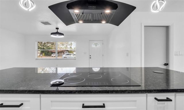 13740 94TH AVENUE, Seminole, FL 33776