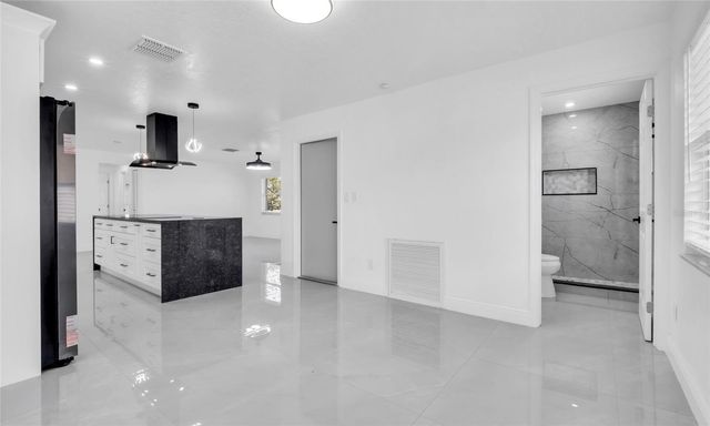 13740 94TH AVENUE, Seminole, FL 33776