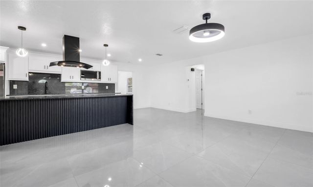 13740 94TH AVENUE, Seminole, FL 33776